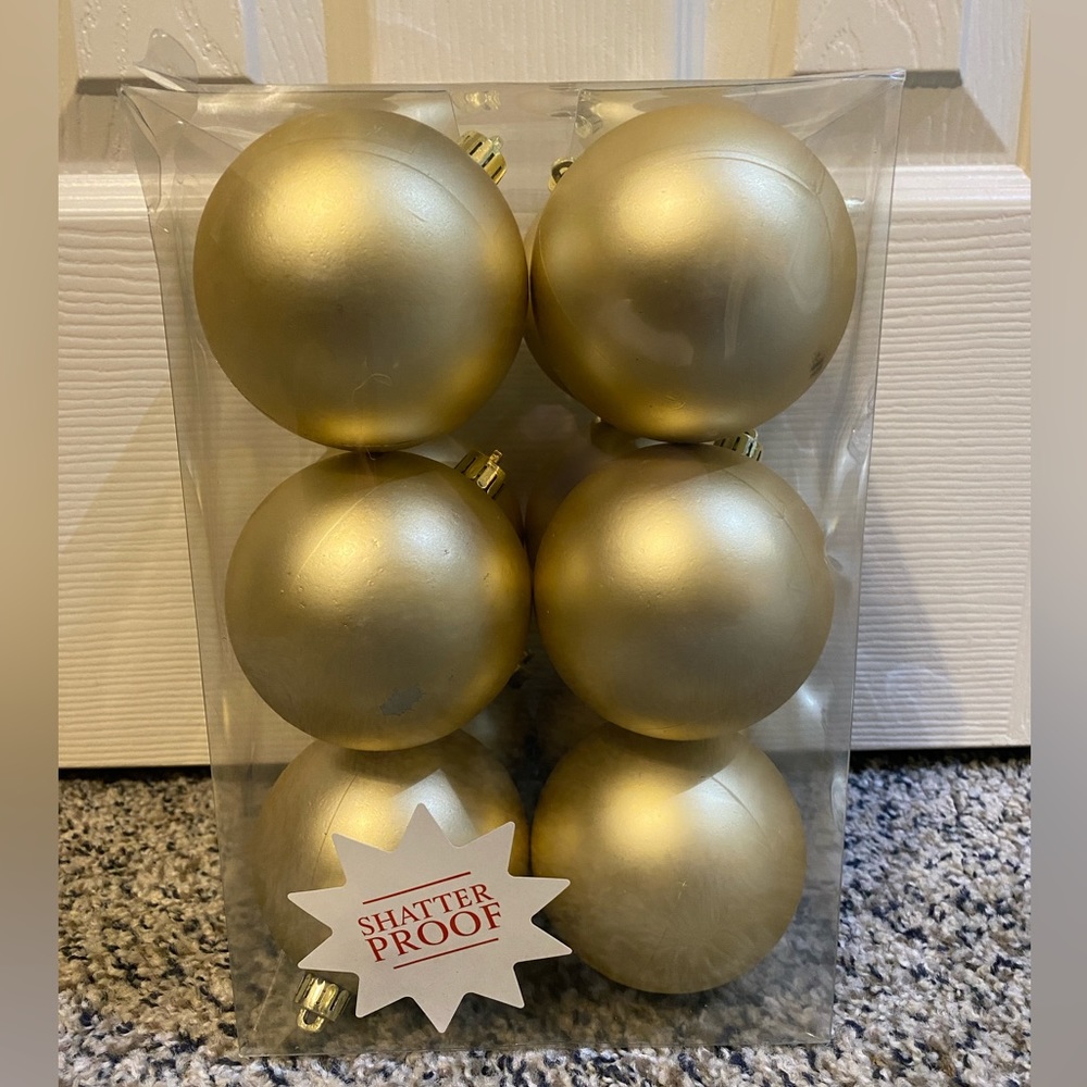 Gold matte Christmas ball ornaments